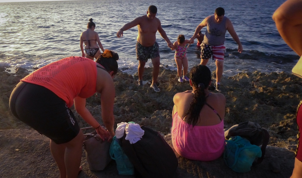  En familia (Foto: Lucy Gmorell).