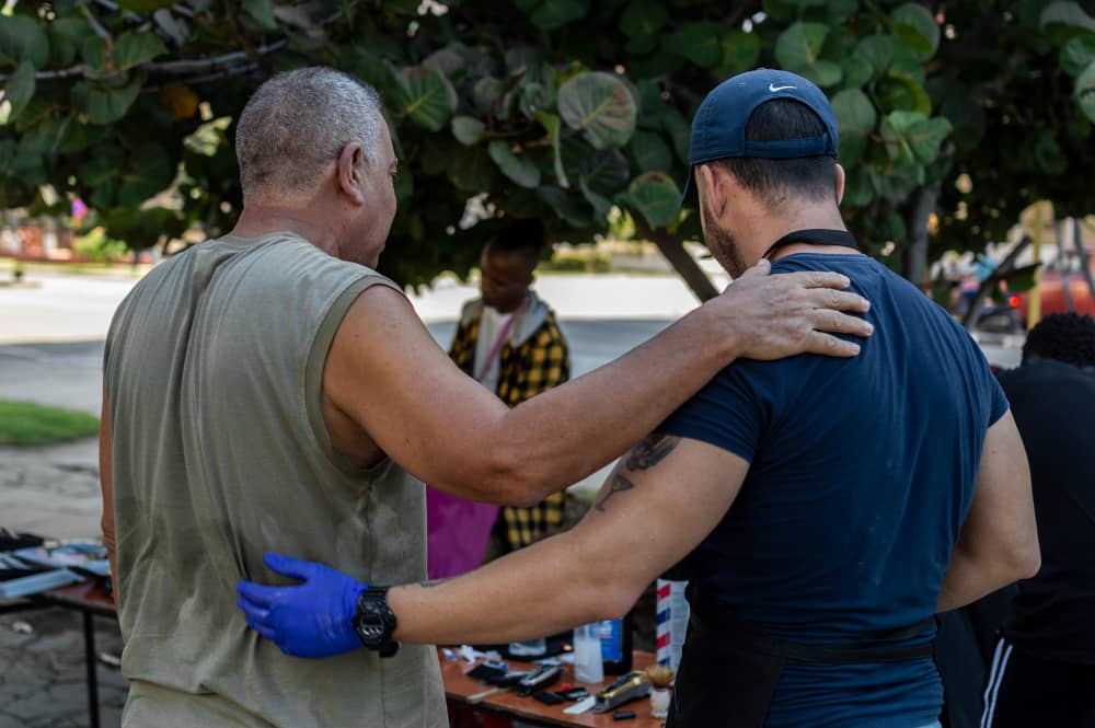“Si mejoran su imagen, mejoran su autoestima.” Foto: Cortesía del entrevistado.